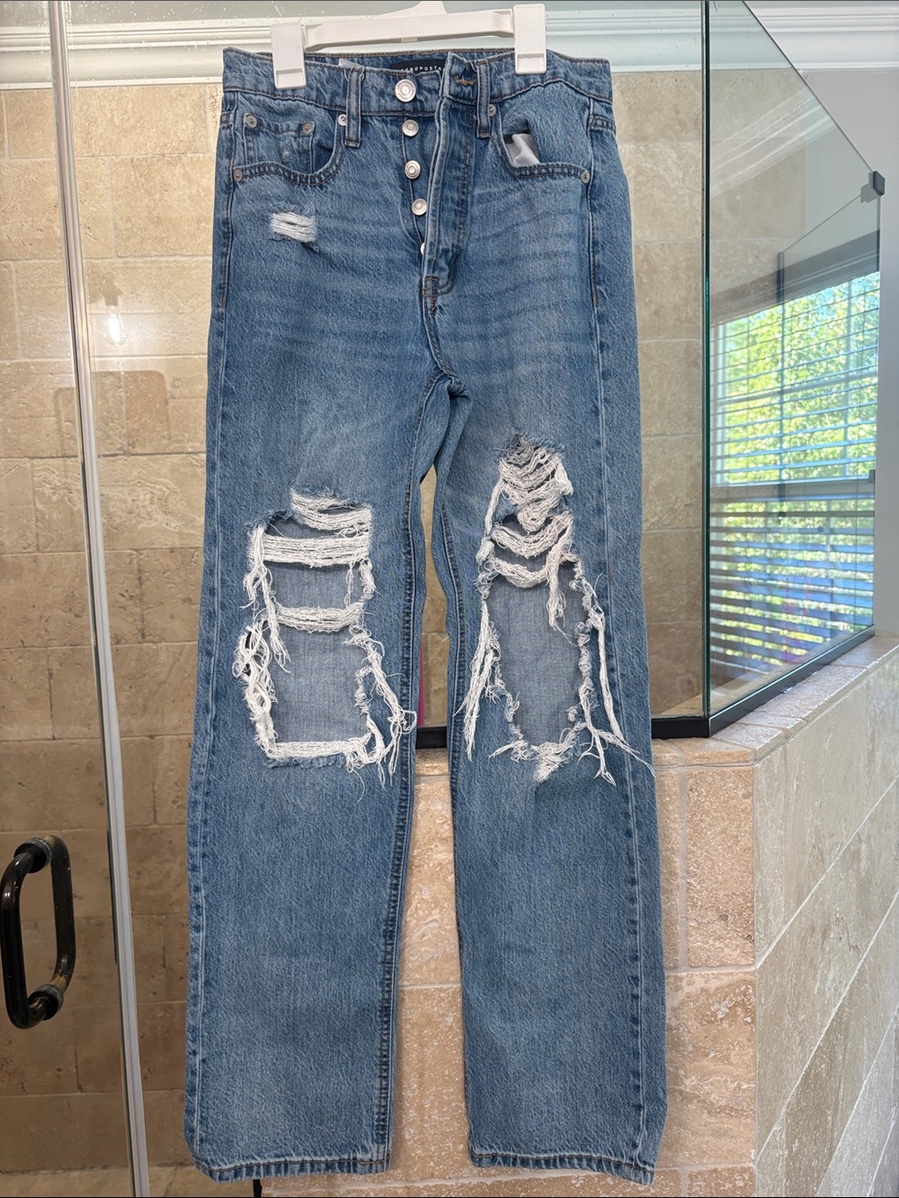 Aeropostale 90’s Baggy High-Rise Distressed Straight-Leg Jeans - Blue